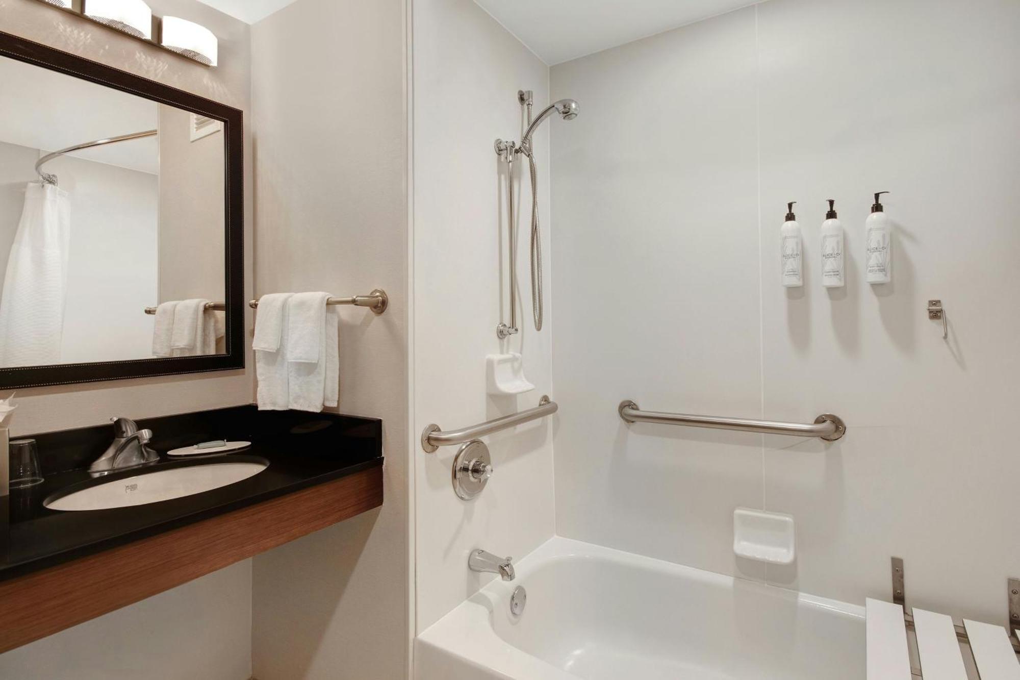 Fairfield Inn And Suites By Marriott Rochester West/Greece Ngoại thất bức ảnh